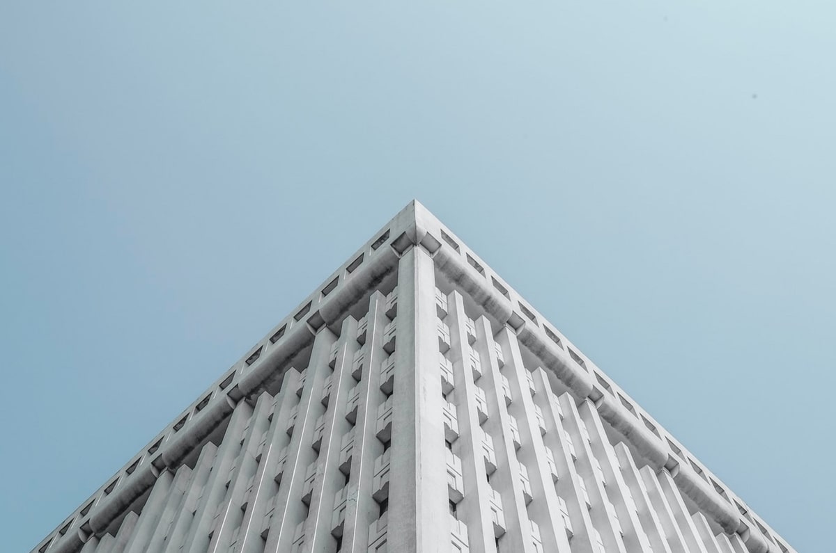 现代广告牌匾规划与公示图片，打造现代都市的视觉盛宴